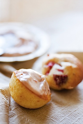 CE baked strawberry doughnut holes-20.jpg